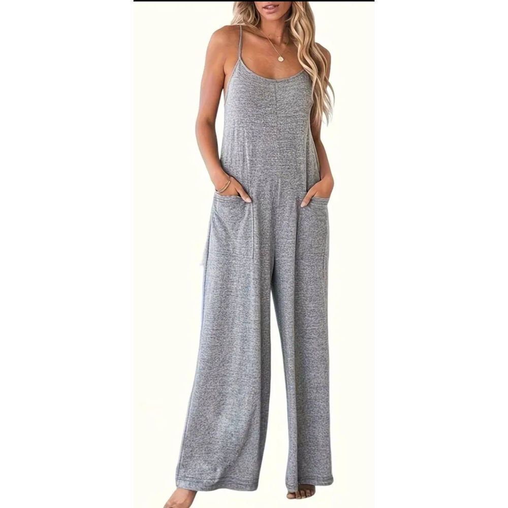 Chic Spaghetti Strap Jumpsuit - High-Elasticity, Wide-Leg with Pockets NEW - Picture 3 of 6